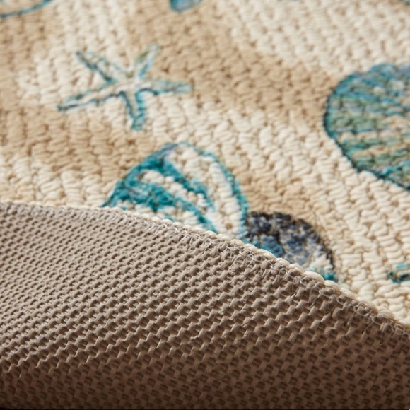 Mohawk Beach Coastal Nautical Shells Accent Rug 18” x 30” - Picture 4 of 8